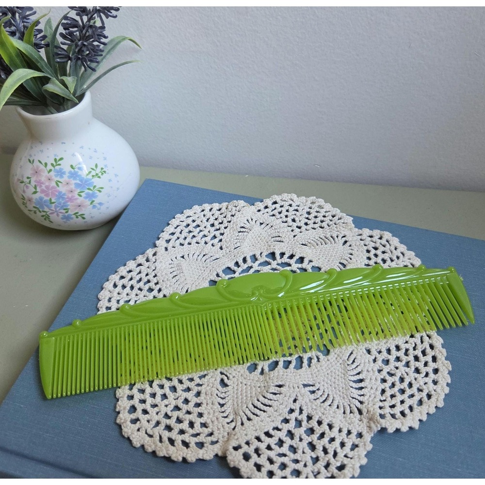 Vintage Green Hair Comb 9" Ornate Floral Retro Vanity Accessory 1970s